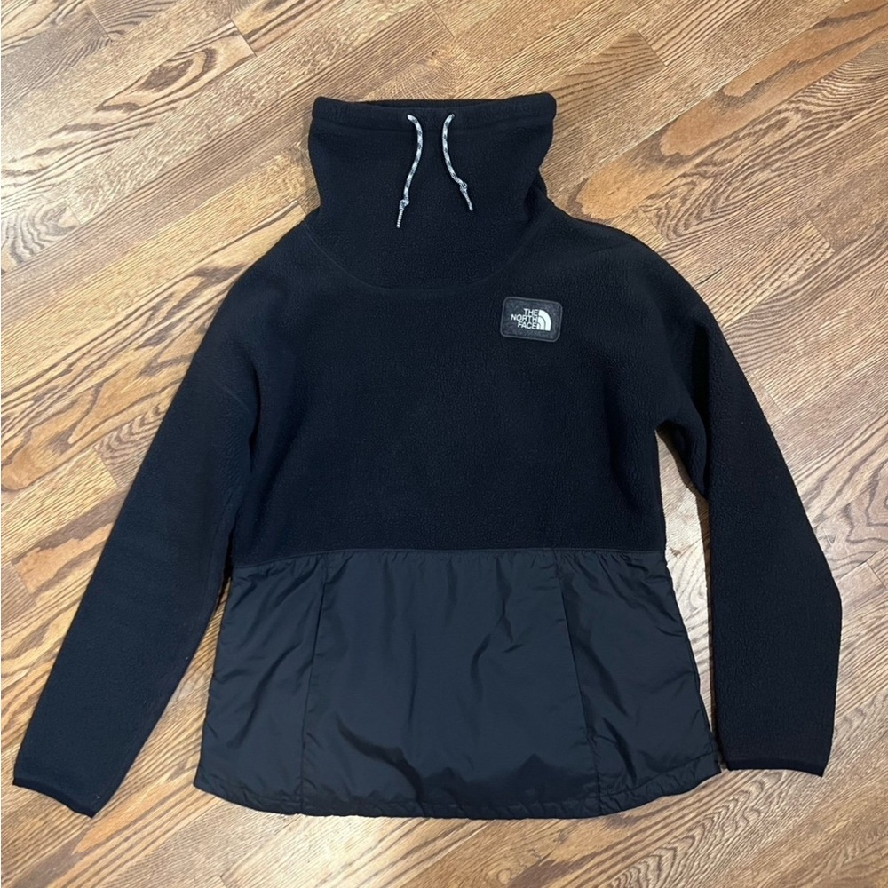 The North Face Black Fleece Pullover